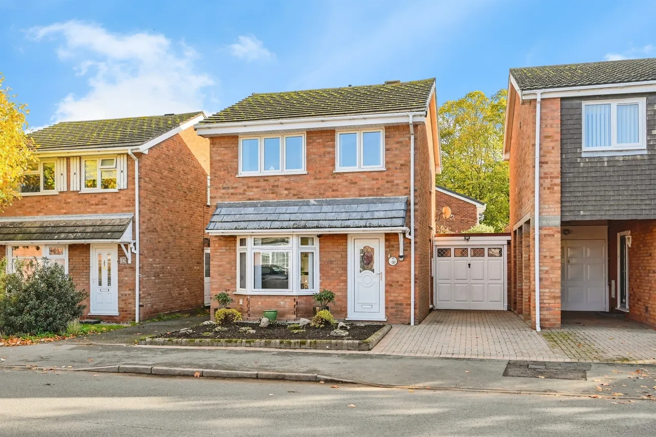 3 bed house for sale, Sycamore Road, Kingsbury, B78