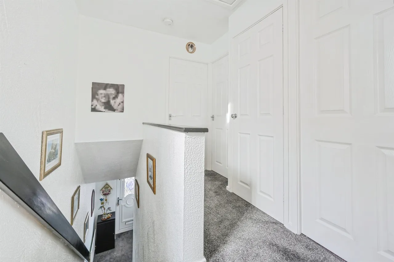 Sycamore Road, Kingsbury, B78, photo 9