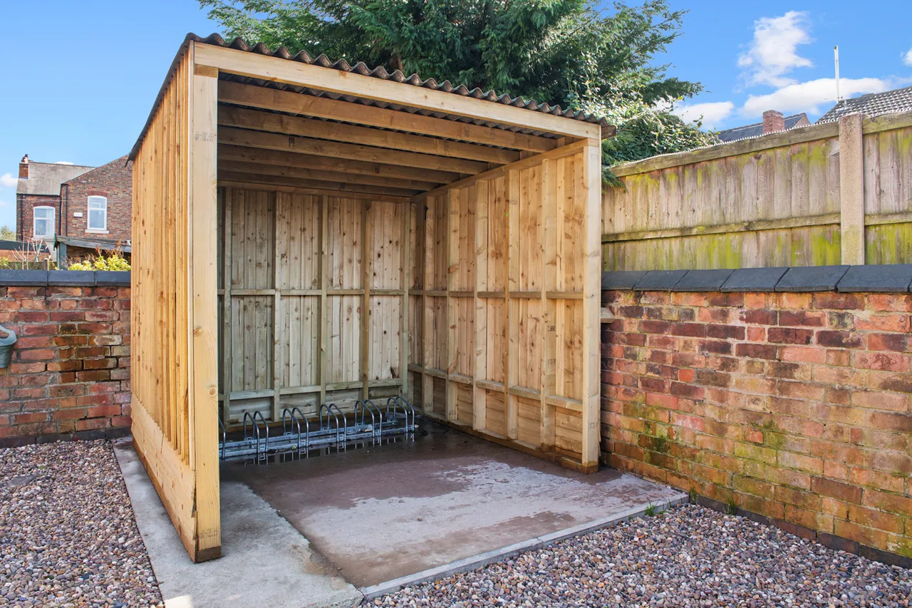 Hemlock Avenue, NG10, photo 8