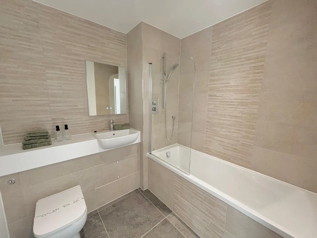 BUCKINGHAM COURT, MK9, photo 7
