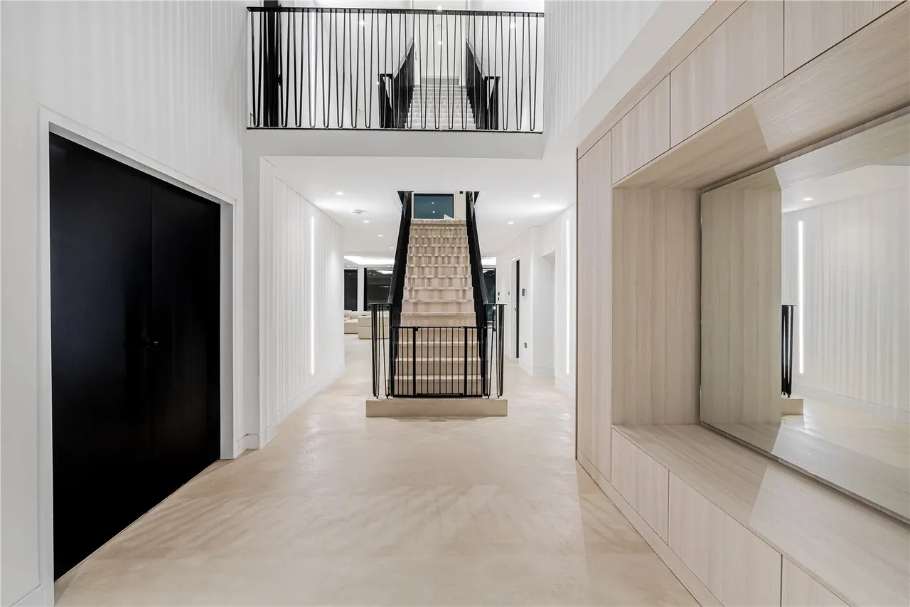 Parkgate Avenue, Hadley Wood, EN4, photo 2