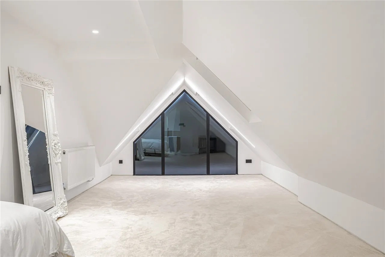 Parkgate Avenue, Hadley Wood, EN4, photo 41