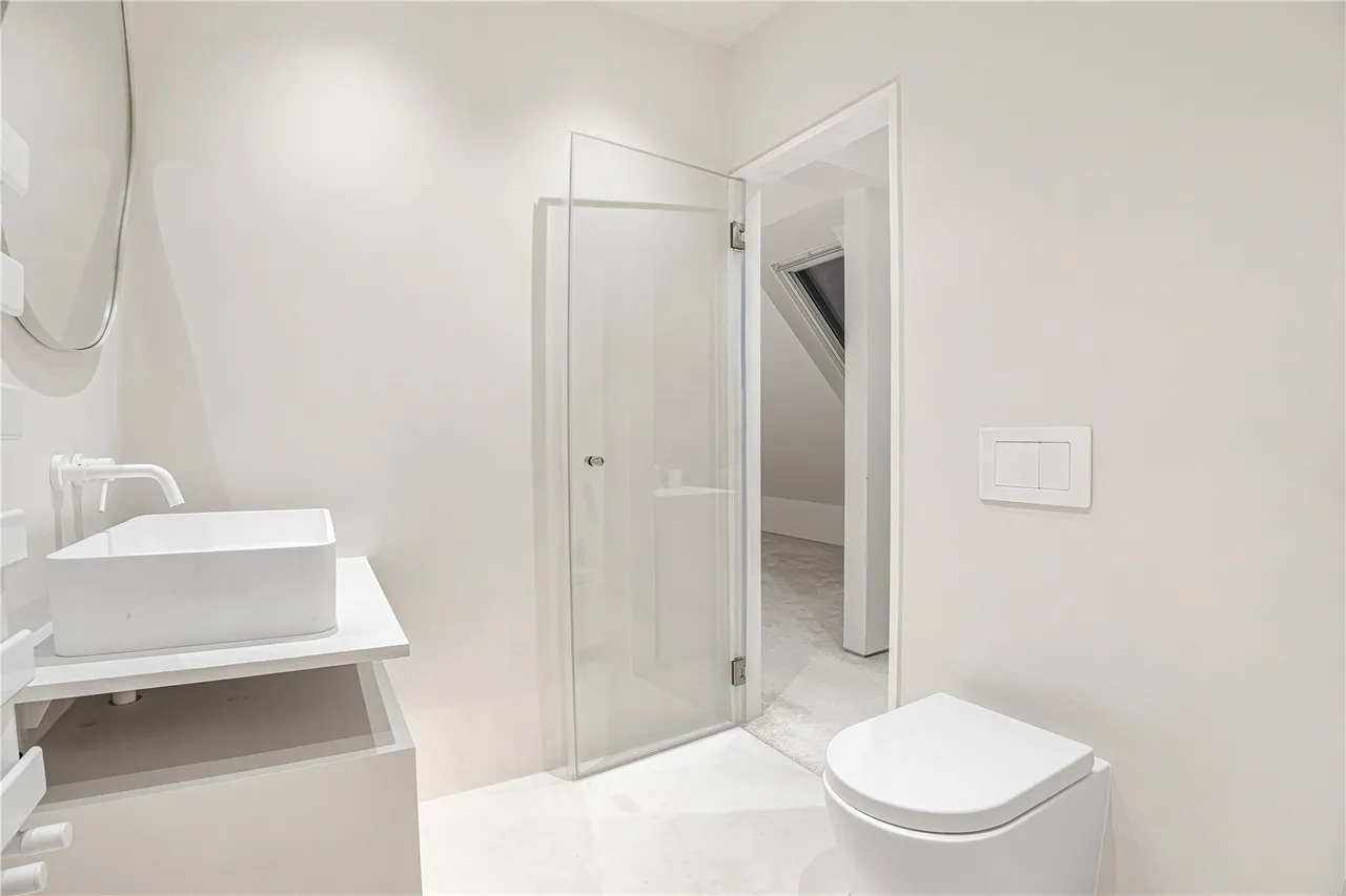 Parkgate Avenue, Hadley Wood, EN4, photo 43