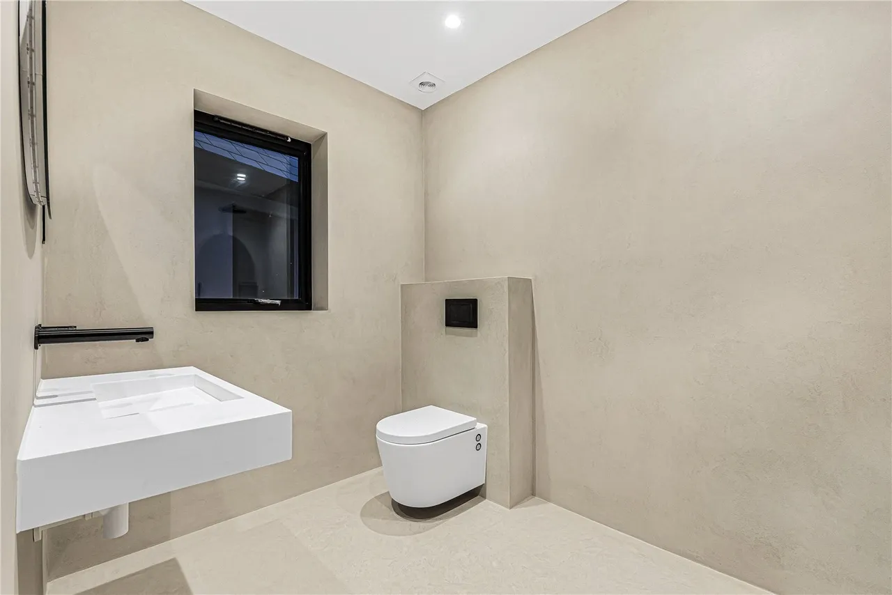 Parkgate Avenue, Hadley Wood, EN4, photo 35
