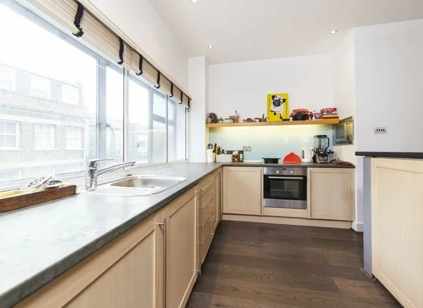 Saffron Hill, Clerkenwell, EC1N, photo 4