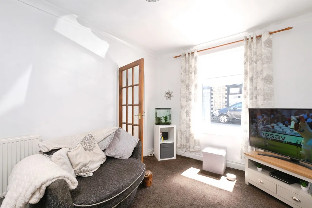 Hafodarthen Road, Abertillery, NP13, photo 9