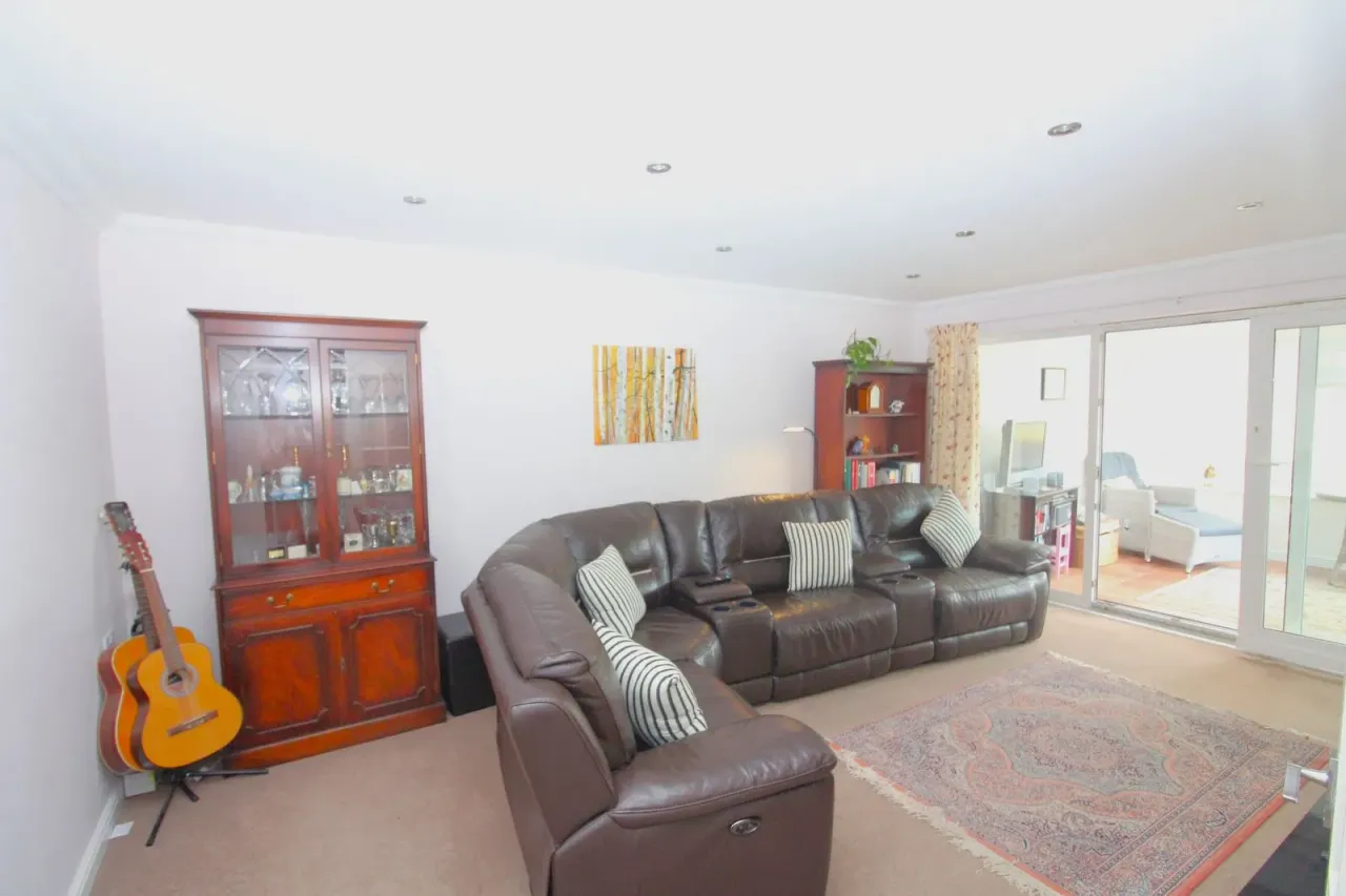 Ridgeway, Eynesbury, PE19, photo 2