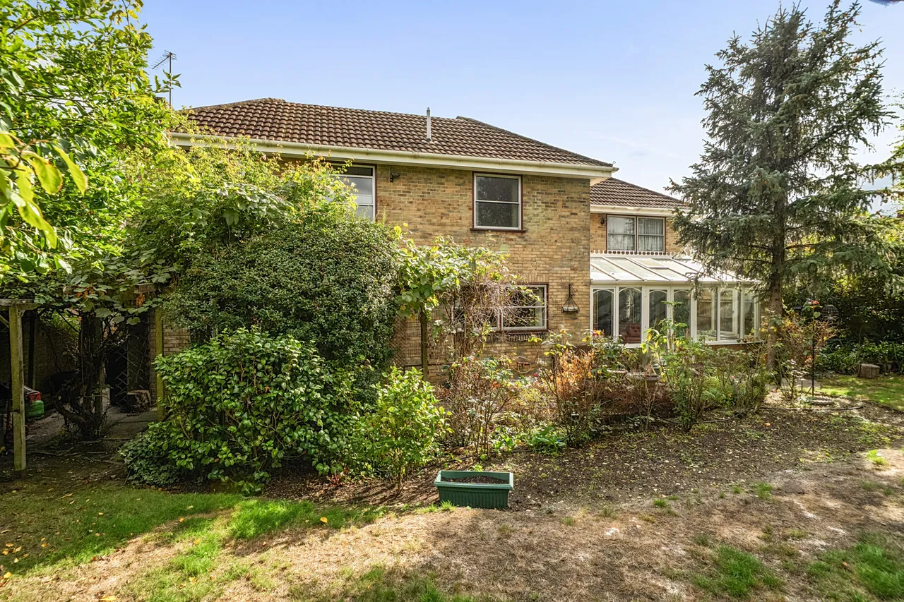 St. Huberts Close, Gerrards Cross, SL9, photo 22