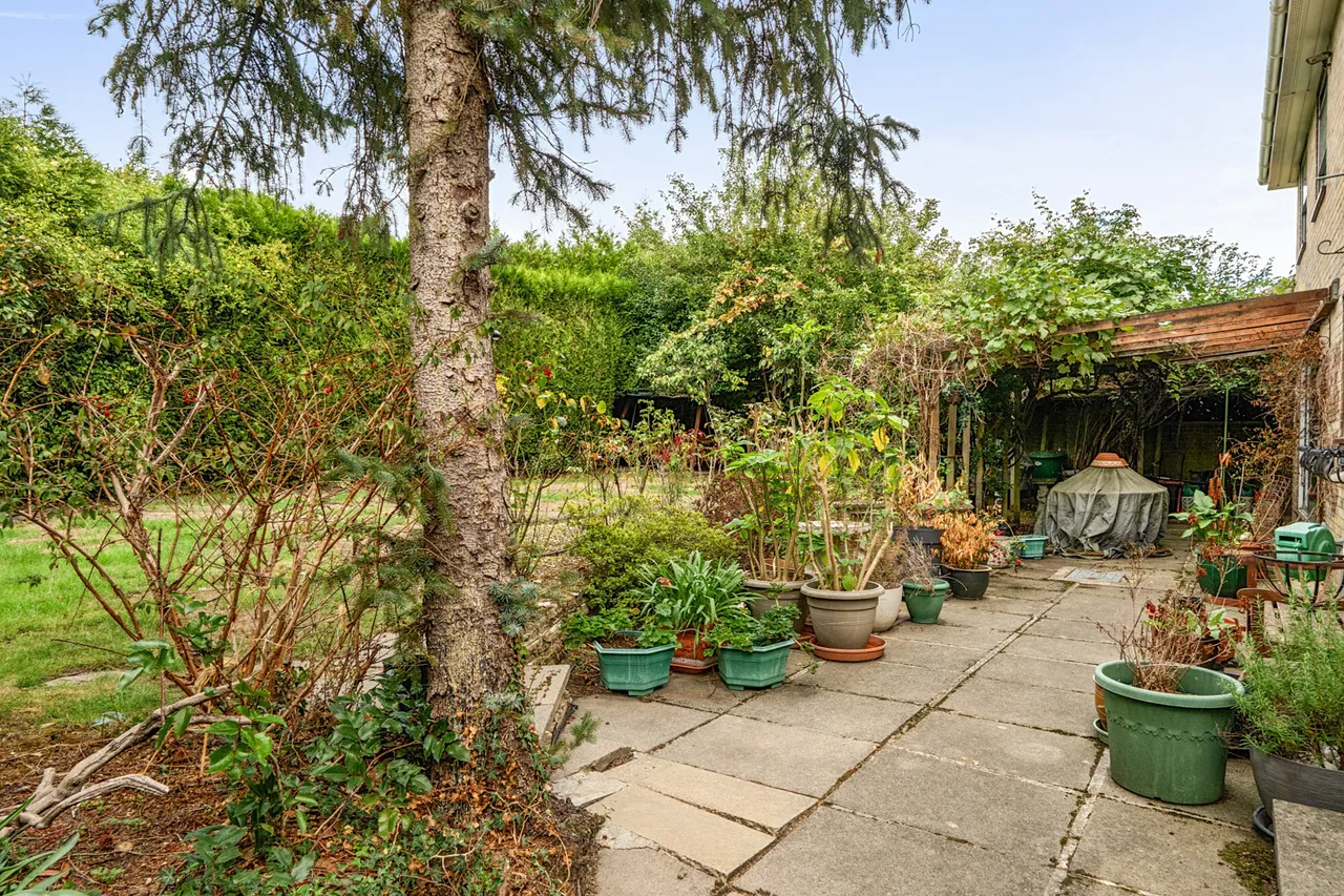 St. Huberts Close, Gerrards Cross, SL9, photo 21