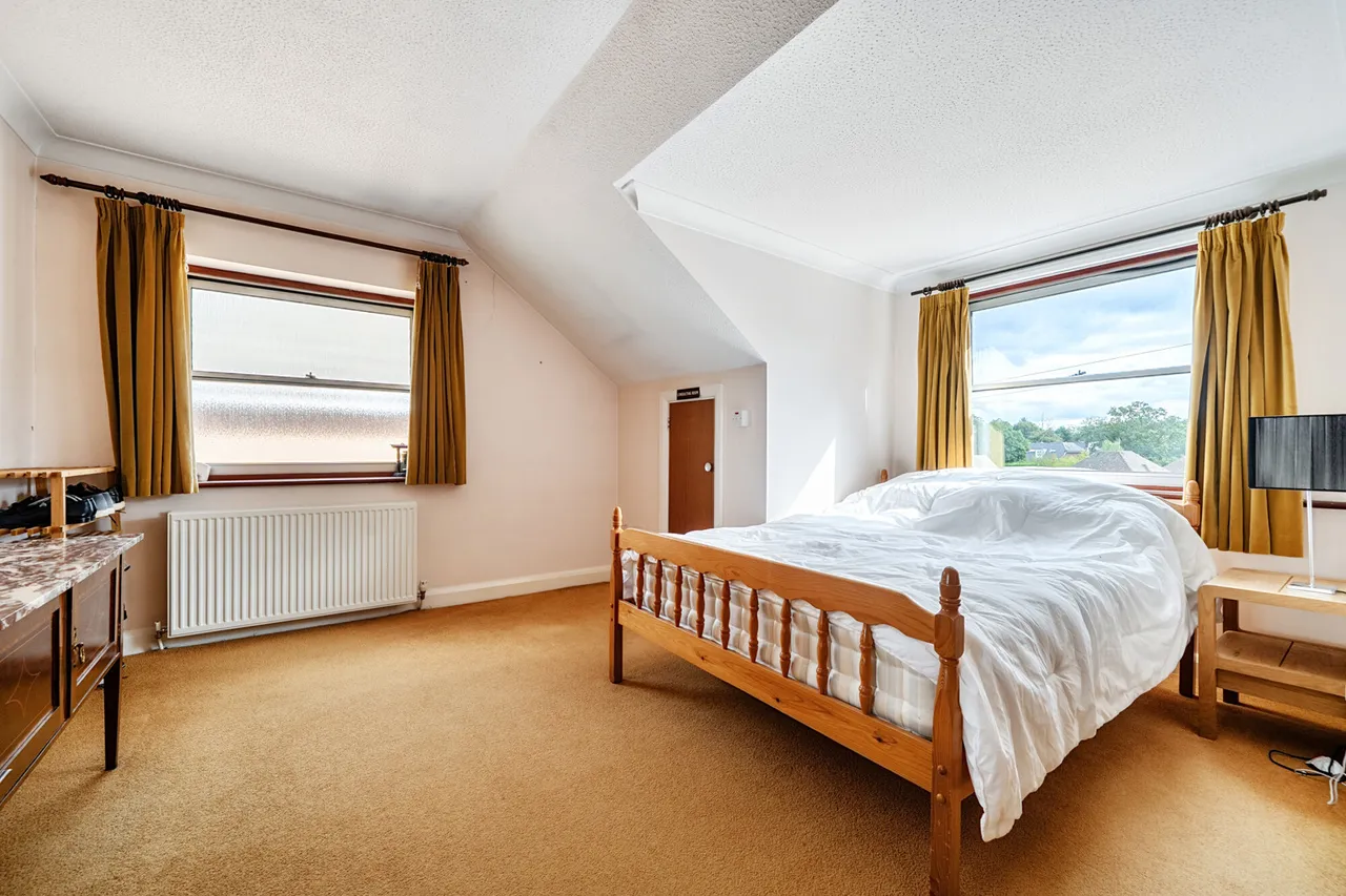 St. Huberts Close, Gerrards Cross, SL9, photo 14