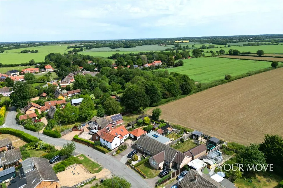 The Street, Tivetshall St. Mary, Norfolk, NR15, photo 2