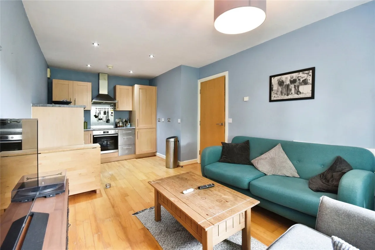 2 bed flat for sale — Manchester Road, Chorlton, Manchester, M16
