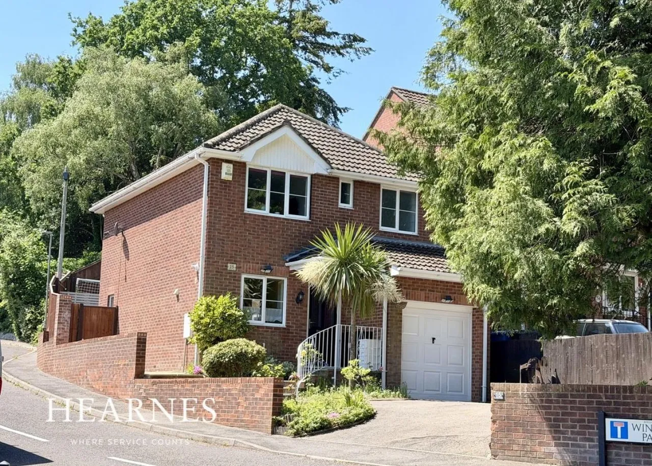 3 bed property for sale, Winston Park, BH12