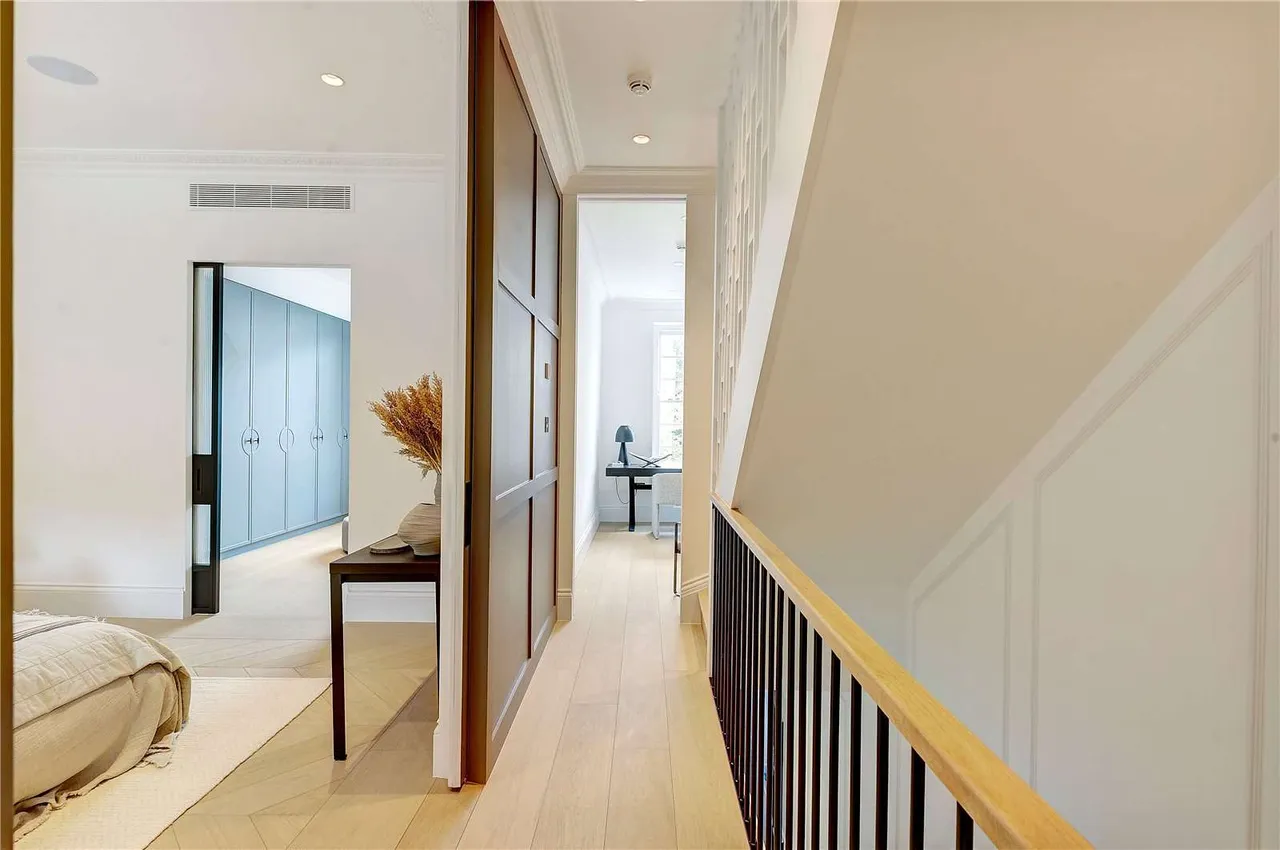 Warwick Gardens, London, W14, photo 23