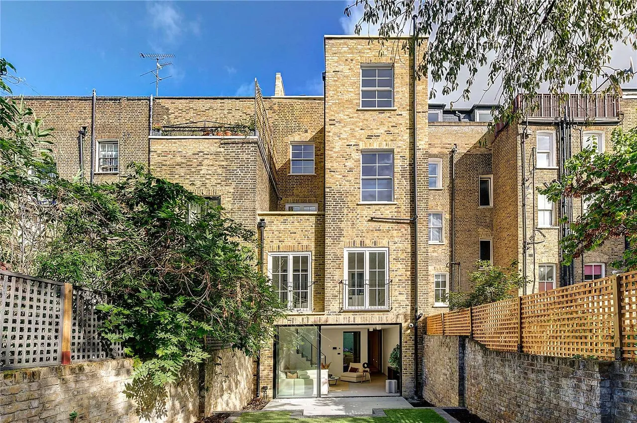 Warwick Gardens, London, W14, photo 15