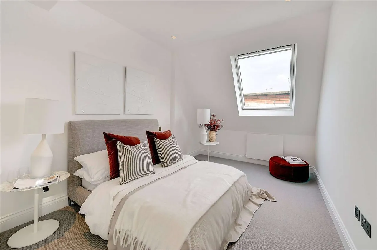 Warwick Gardens, London, W14, photo 9