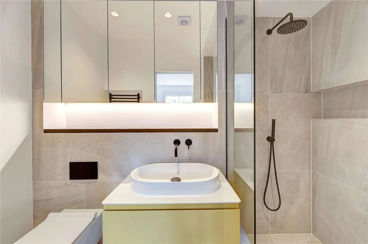 Warwick Gardens, London, W14, photo 22