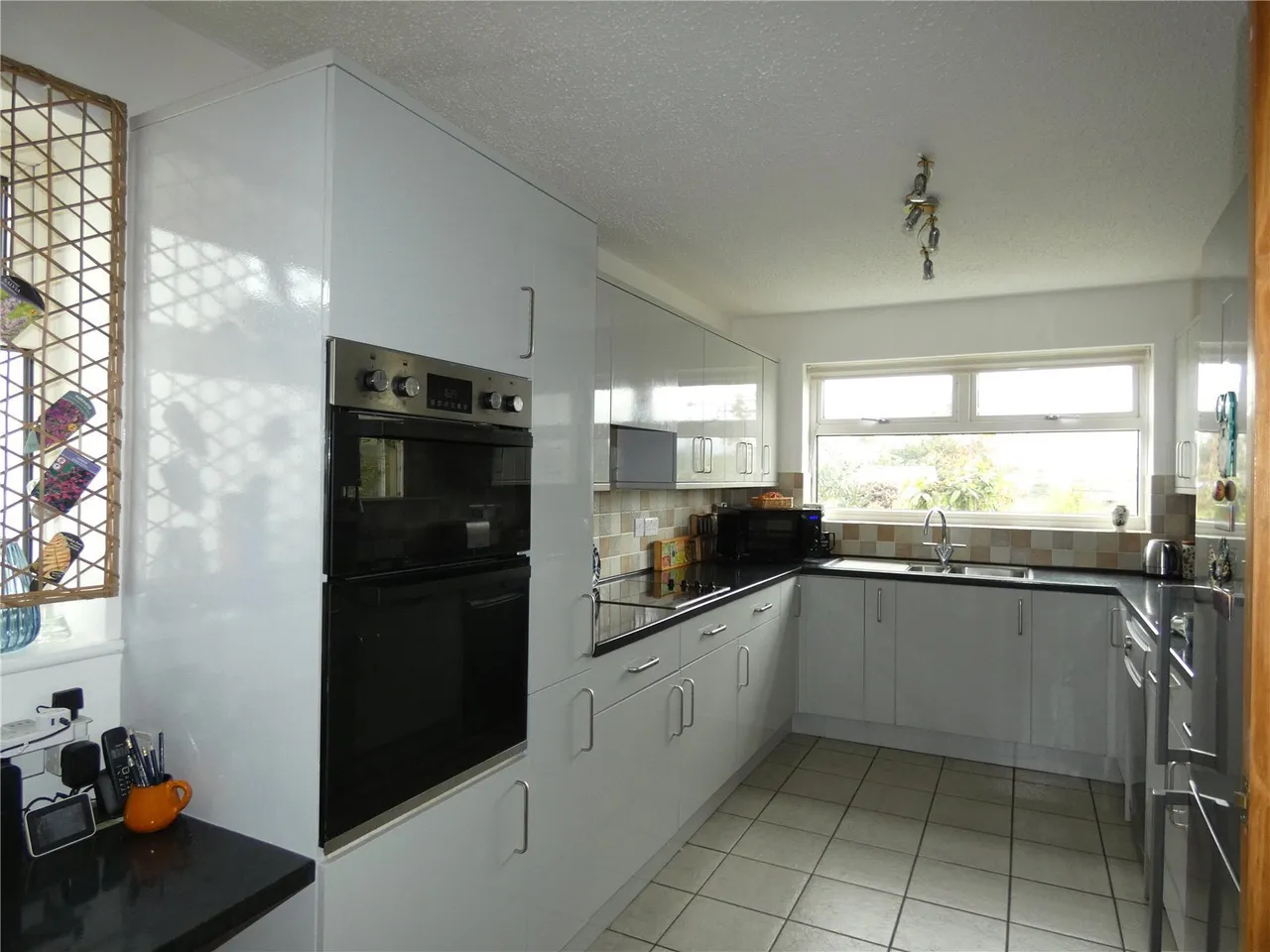 Coed Y Castell, Bangor, LL57, photo 5