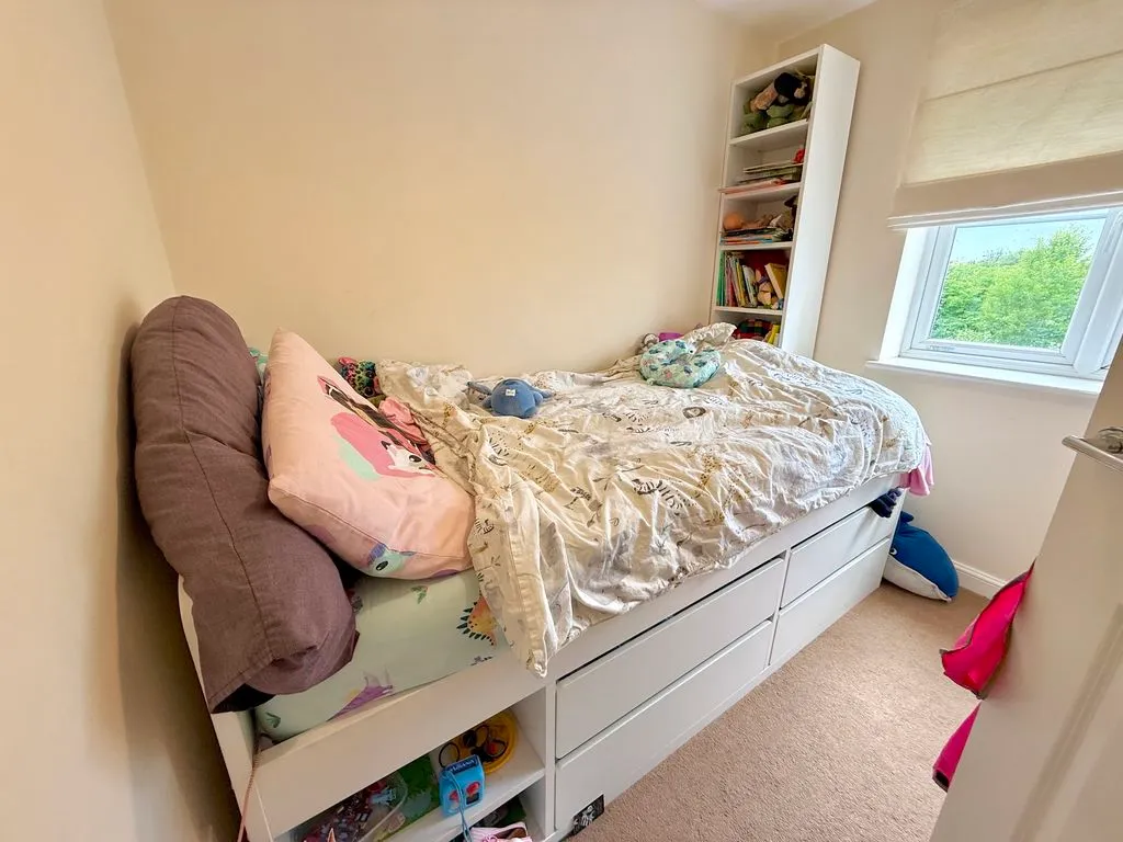 Lake View, Houghton Regis LU5 5GJ, photo 10