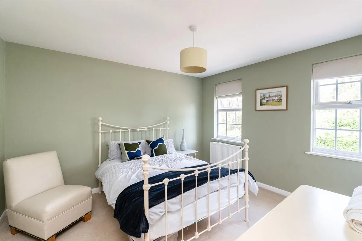Pine Walk, Cobham, KT11, photo 13
