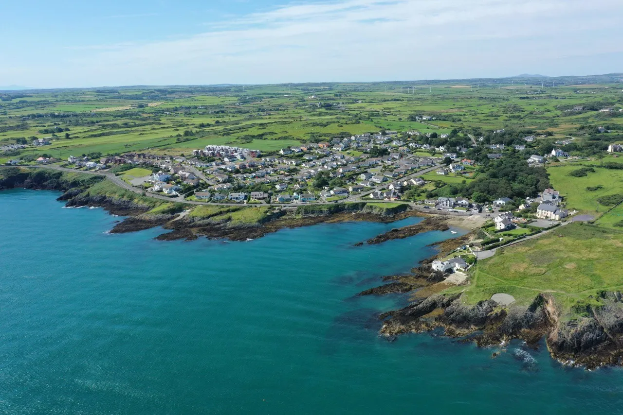 Parys Uchaf, Bull Bay, LL68, photo 17