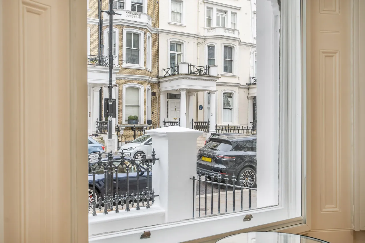 London, W8, photo 12