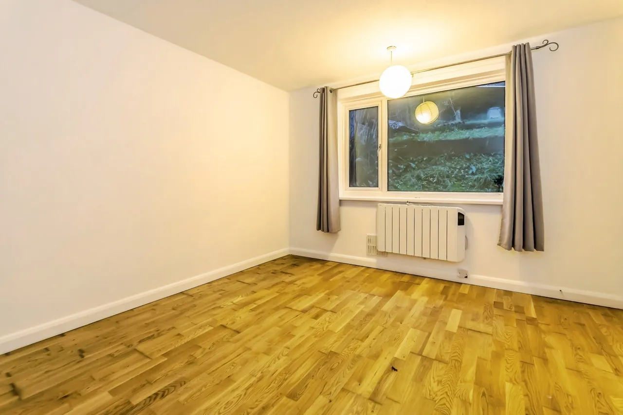 Rogers Close, Coulsdon, CR5, photo 7