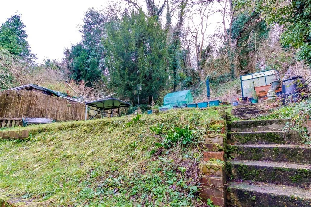 Rogers Close, Coulsdon, CR5, photo 11