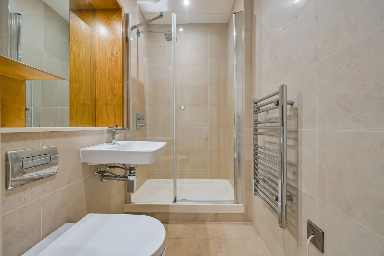 103 Arc Tower, 32 Uxbridge Road, London, photo 12