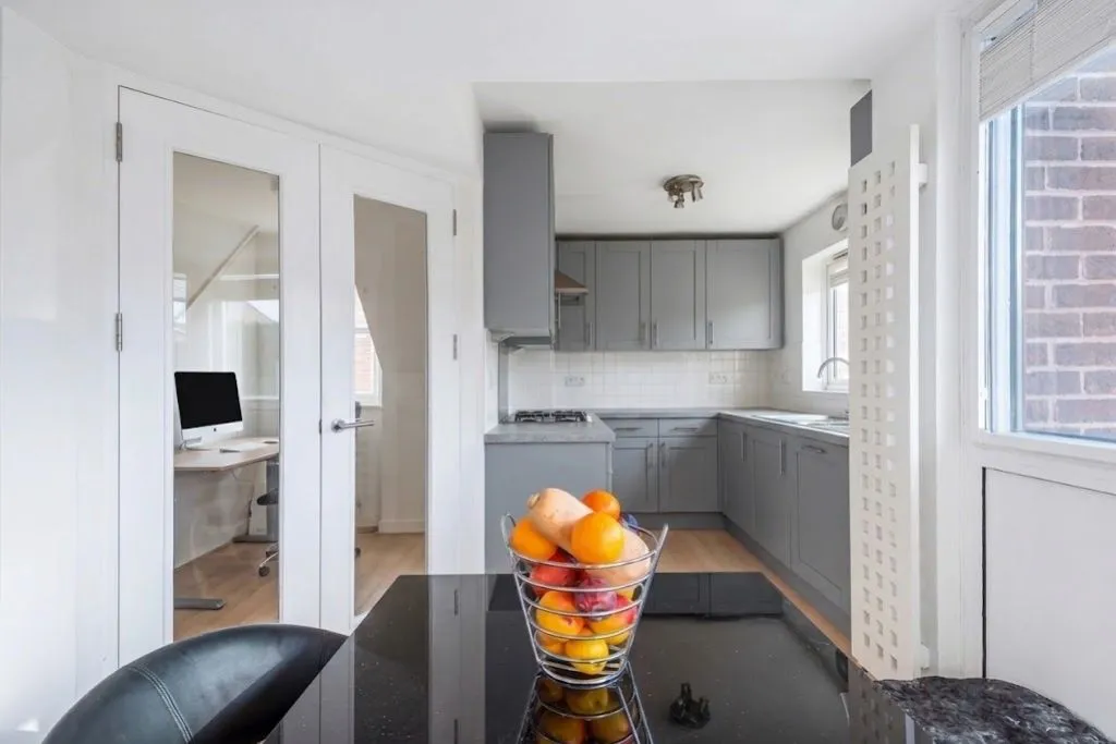 Maynards Quay, London, E1W, photo 10