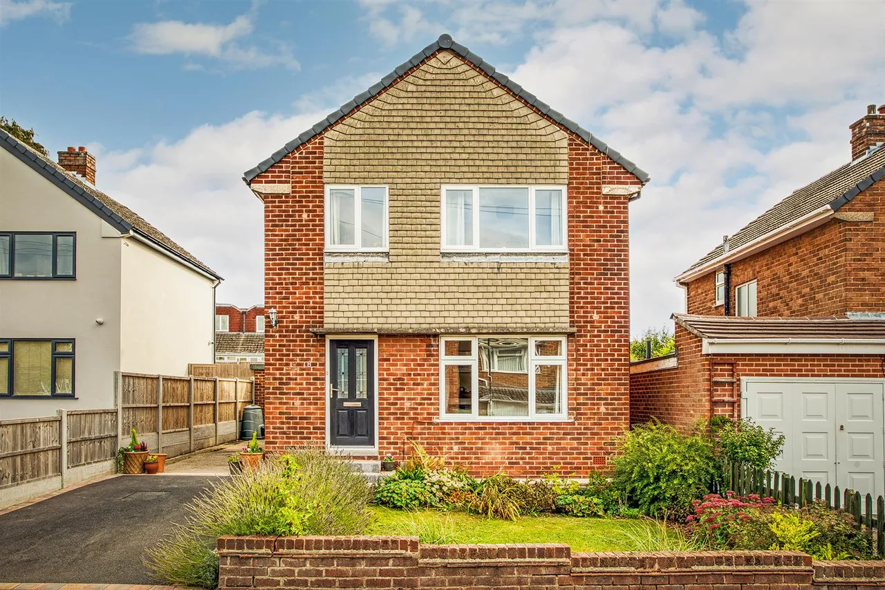 3 bed house for sale, West Close, Darley Abbey