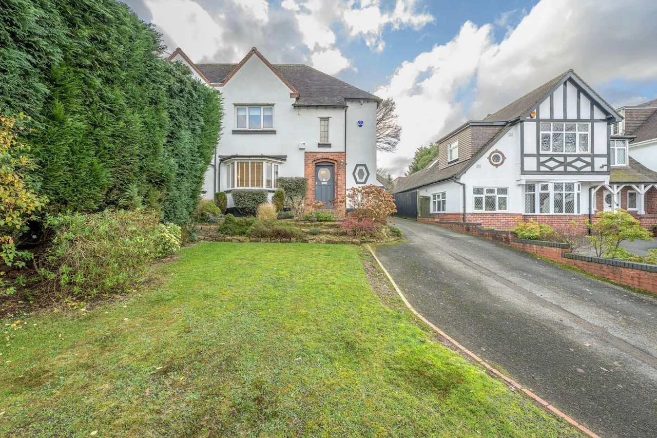 4 bed house for sale — Knightlow Road, Birmingham