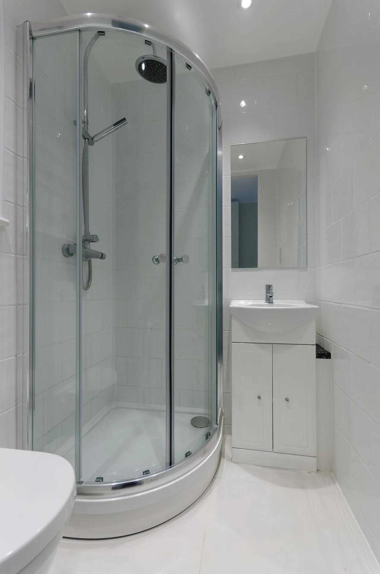 Flat 4, 142-144 Haverstock Hill, London, photo 9