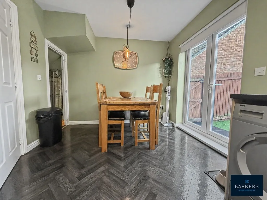 Hawthorn Lane, Cleckheaton, BD19, photo 6