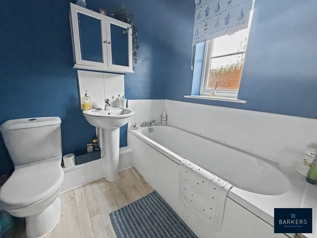 Hawthorn Lane, Cleckheaton, BD19, photo 13