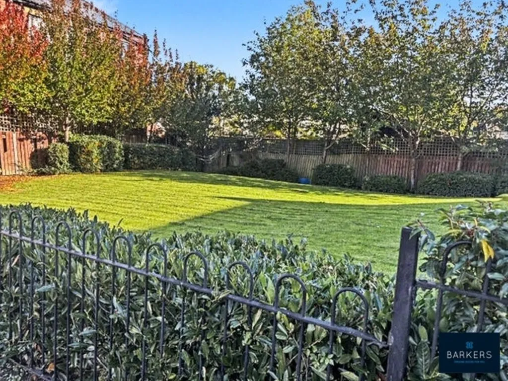 Hawthorn Lane, Cleckheaton, BD19, photo 15