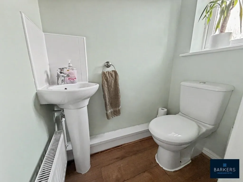 Hawthorn Lane, Cleckheaton, BD19, photo 7