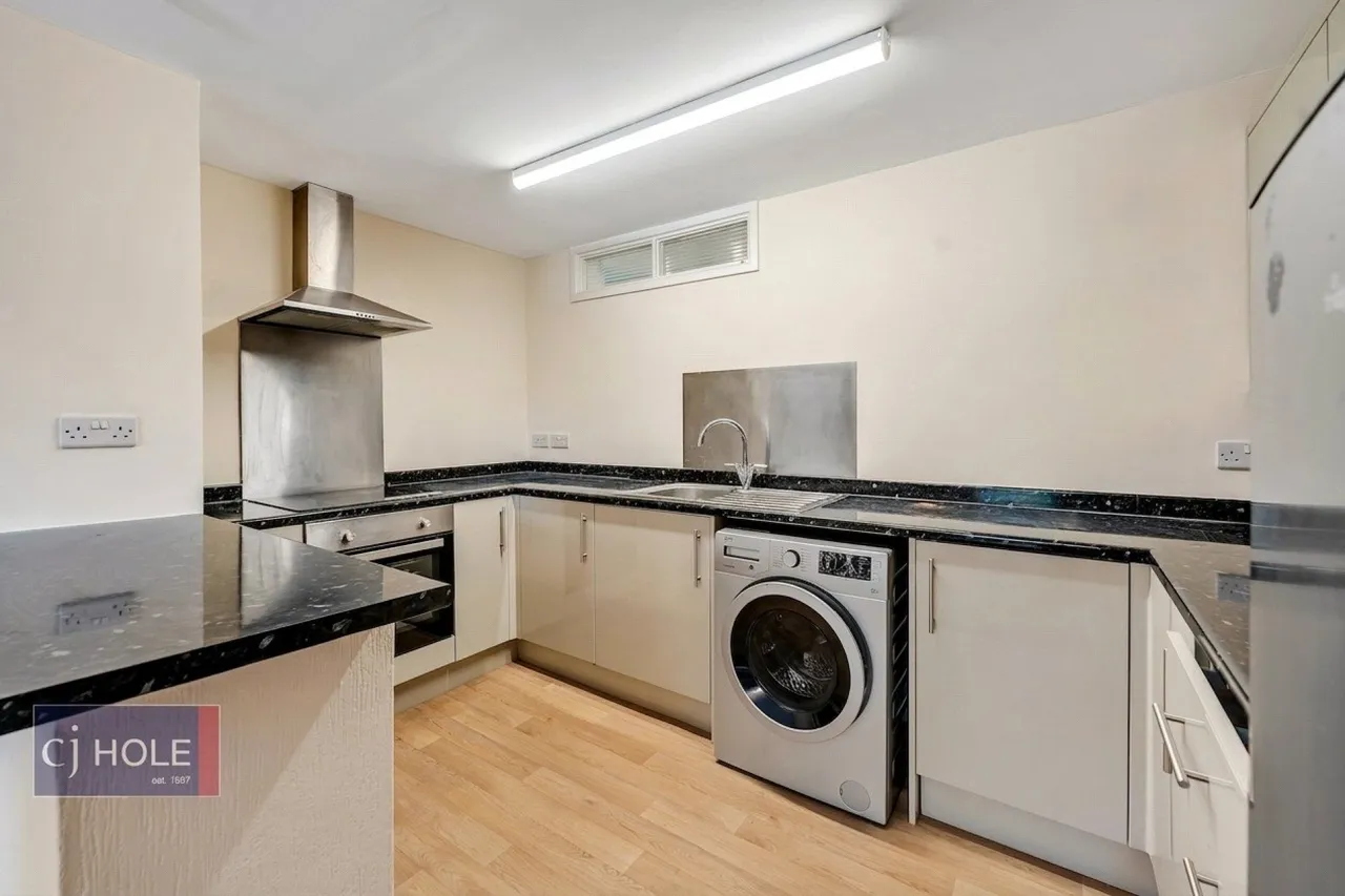 2 bed flat to rent, Charlton Road, Brentry, BS10