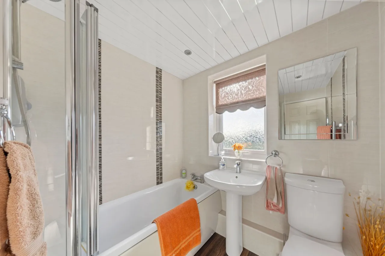 Legh Road, Haydock, WA11, photo 19