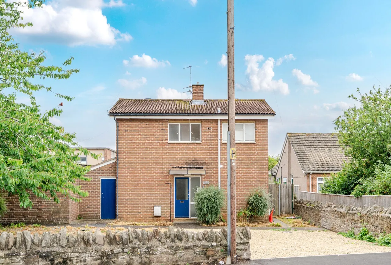 North Street, Gloucestershire, Oldland Common, BS30 8TS, photo 23