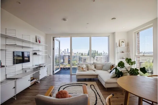 2 bed flat for sale, Timberyard Street, London, SE8