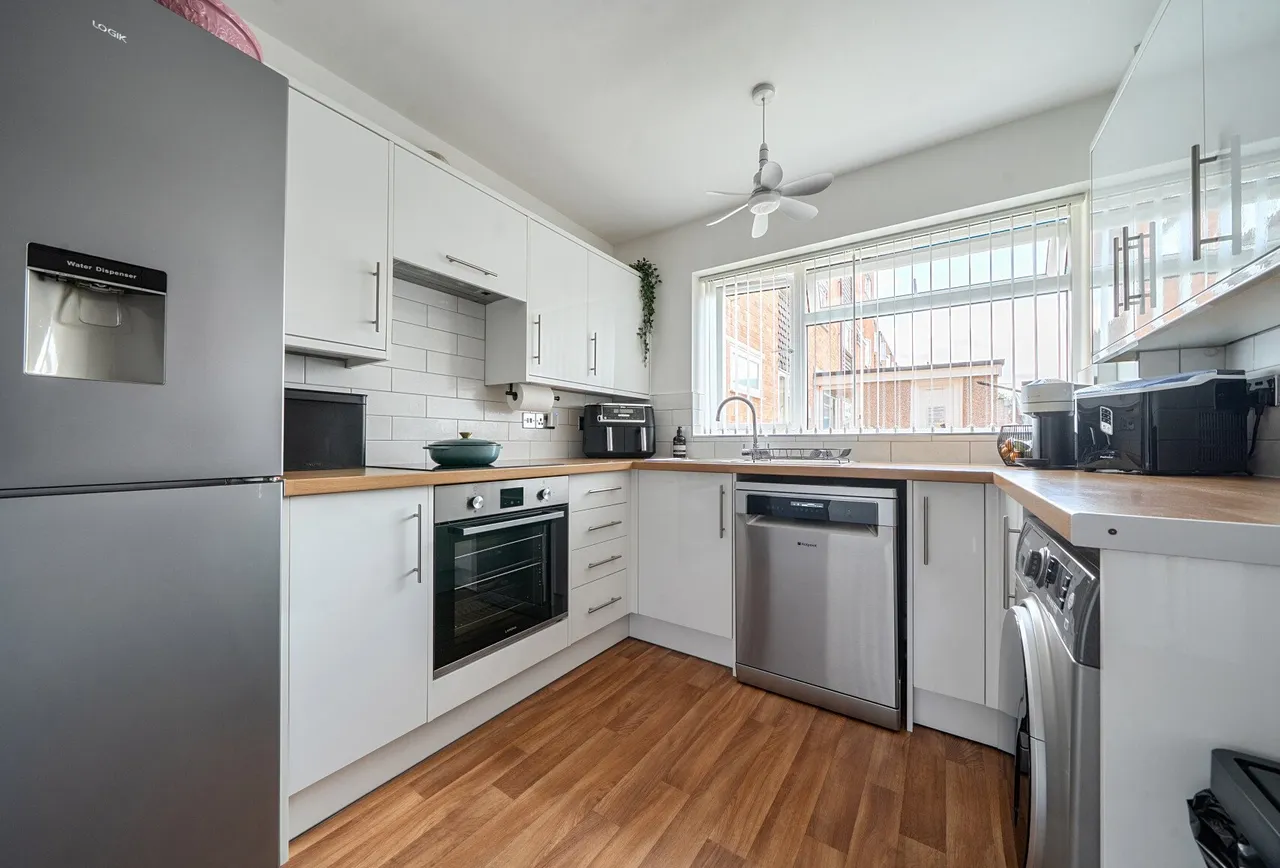 Chargrove, Gloucestershire, Yate, BS37 4LG, photo 2