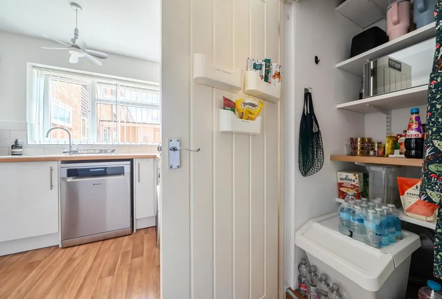 Chargrove, Yate, BS37, photo 9