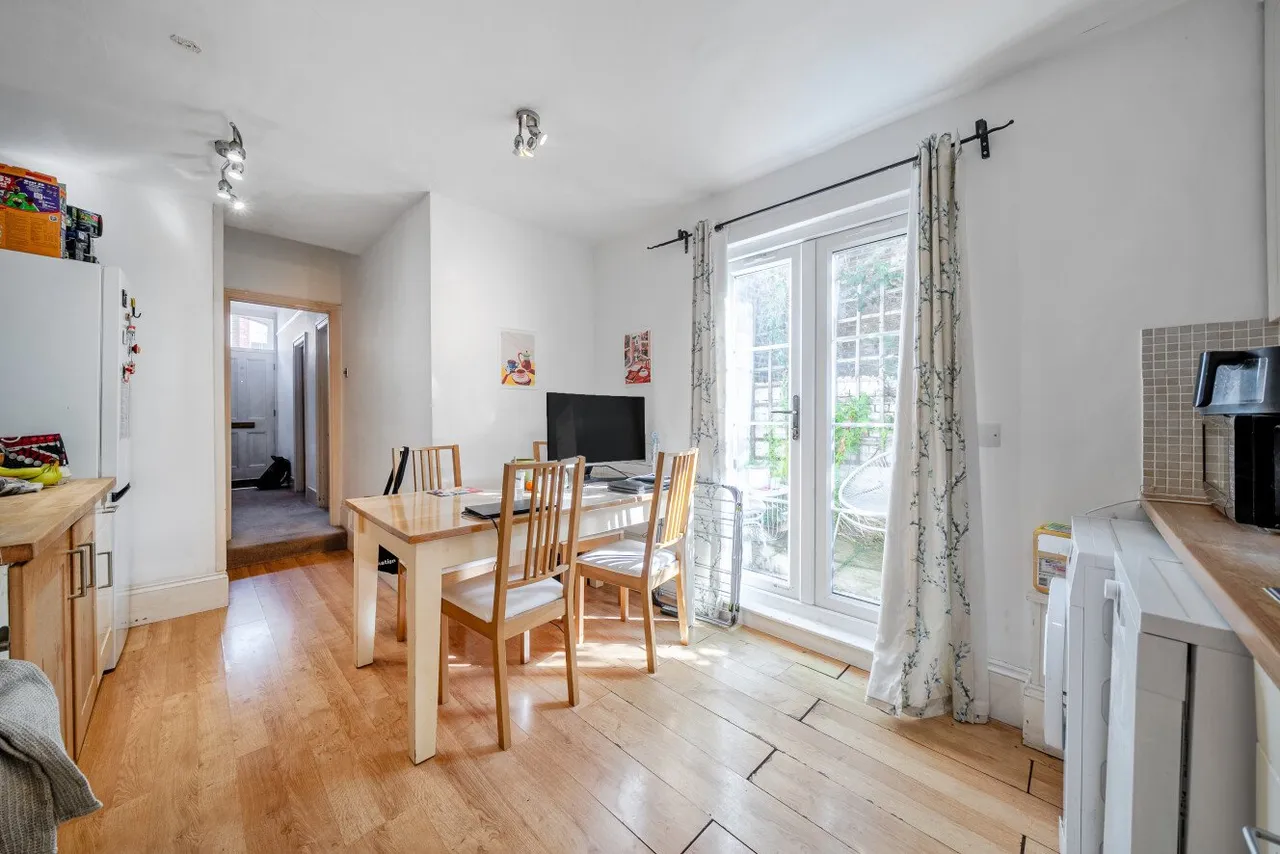Emu Road, Battersea, SW8, photo 5