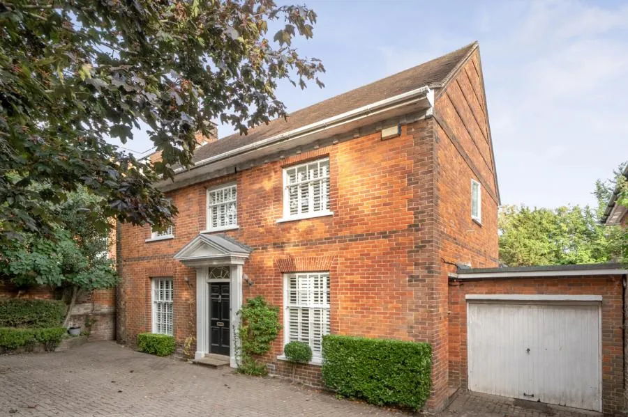 6 bed house for sale, The Greenway, High Wycombe, HP13