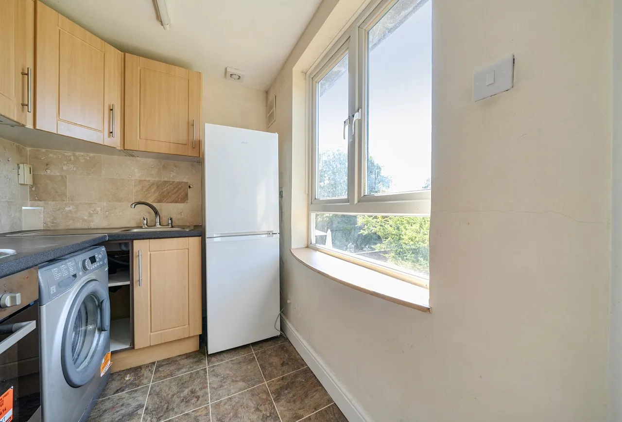 Belvedere Road, Bexleyheath, DA7 4NY, photo 13