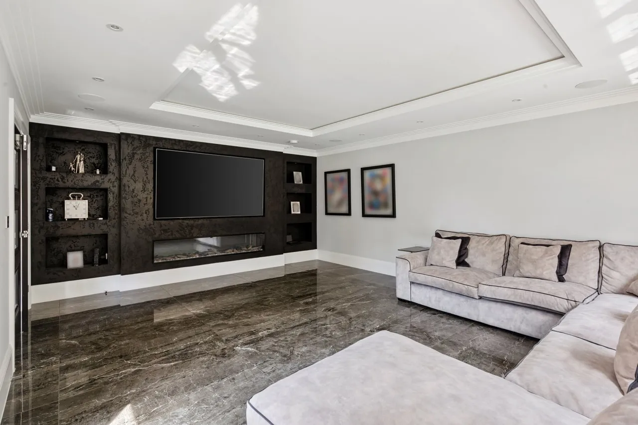 Heathley End, BR7, photo 9