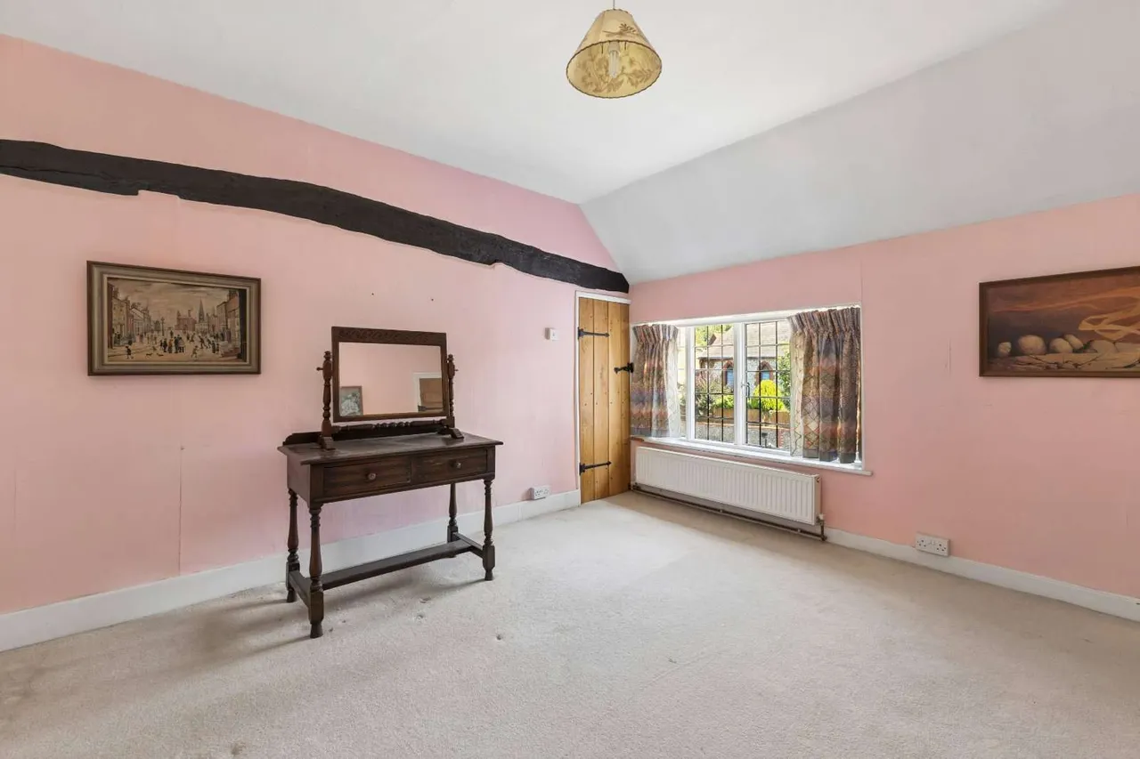 The Street, Effingham, Leatherhead, Surrey, KT24 5LP, photo 12