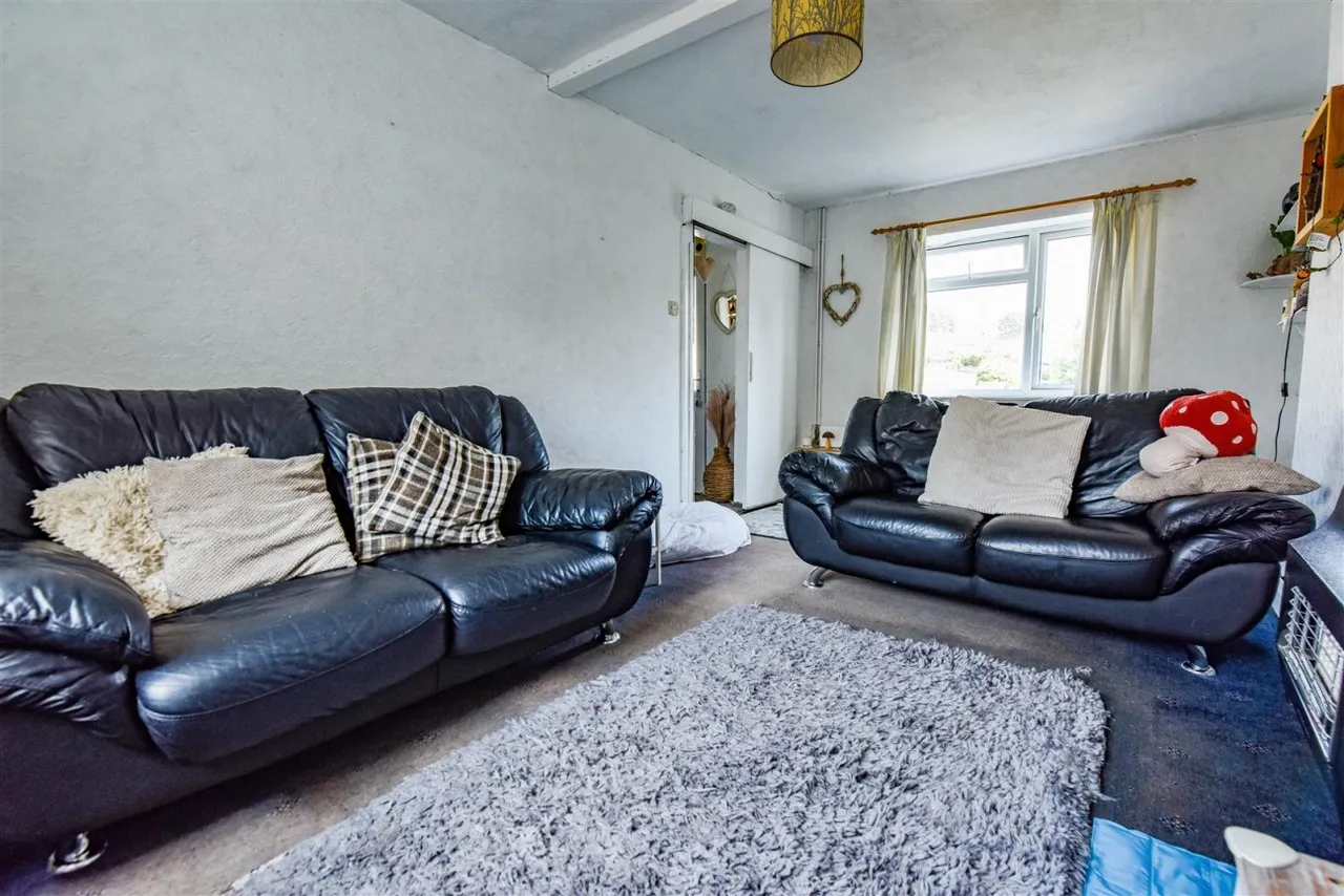 Cambridge Avenue, Dursley, GL11, photo 12