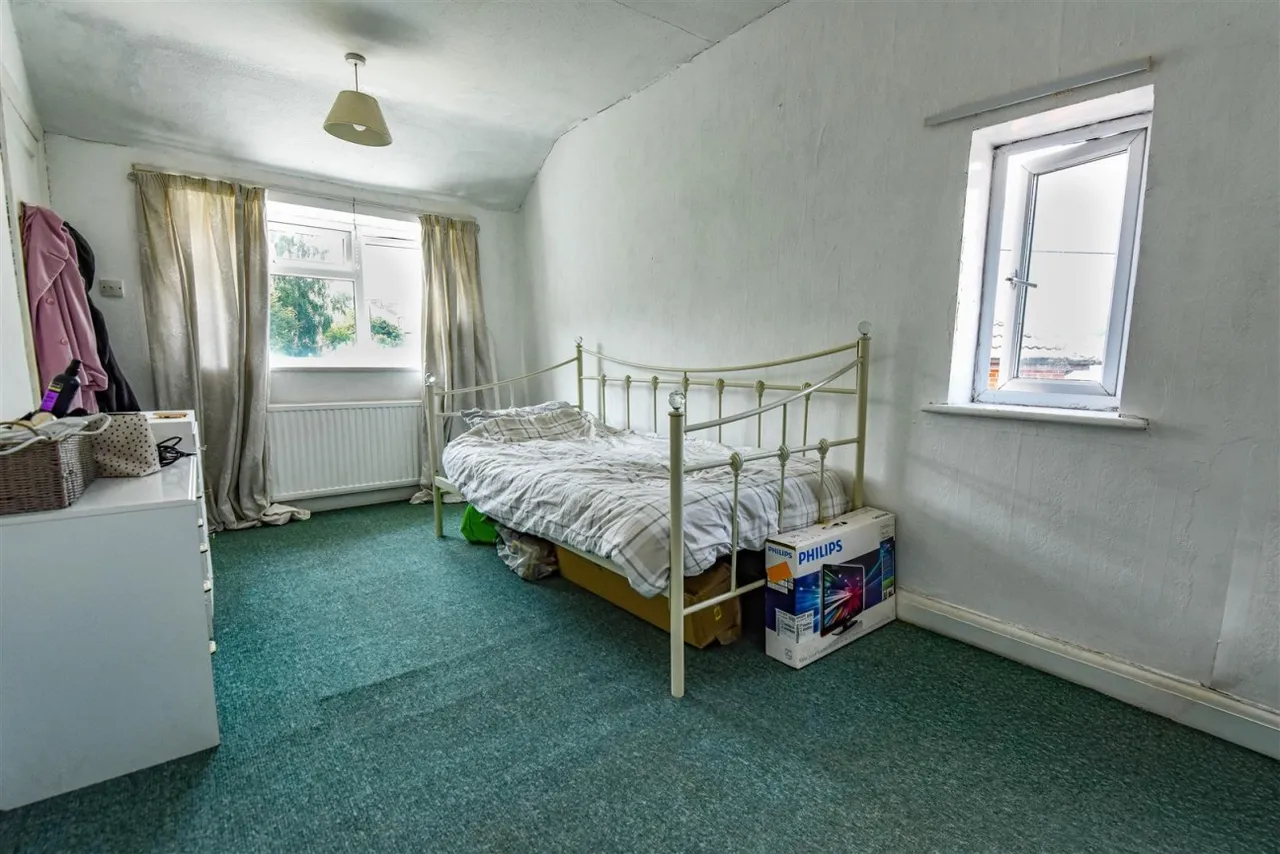 Cambridge Avenue, Dursley, GL11, photo 5